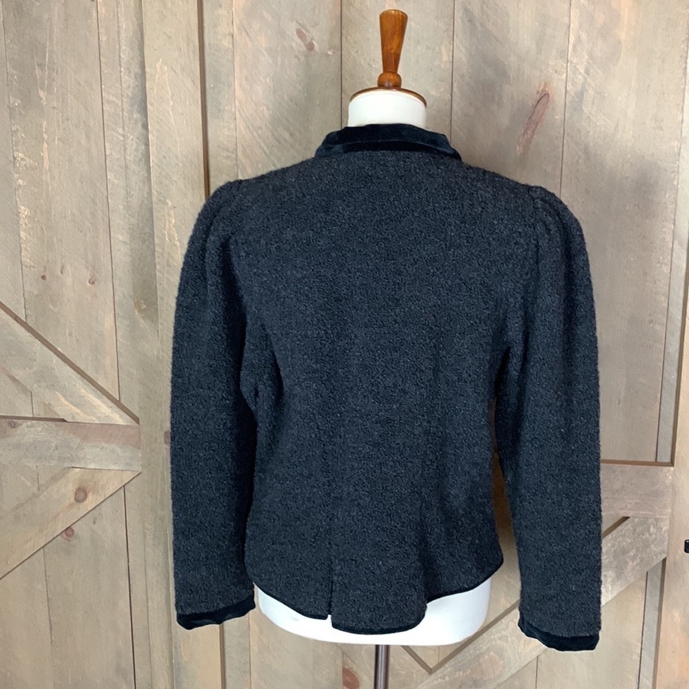 Astrifa Wool blend Bavarian jacket with velvet collar and trim Size 42 = Medium - Picture 2 of 13